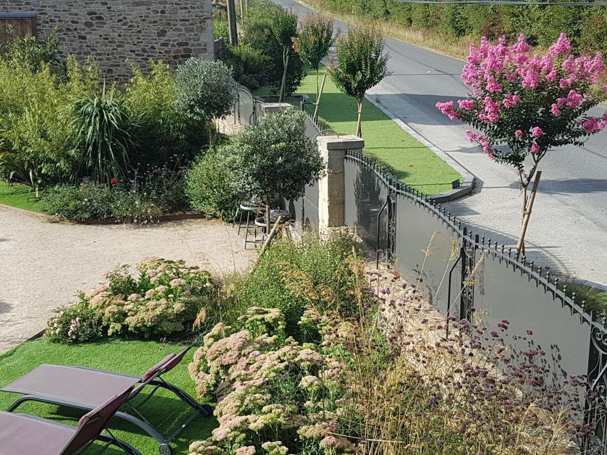 Les Gites Du Haut Pin Calorguen Exterior photo